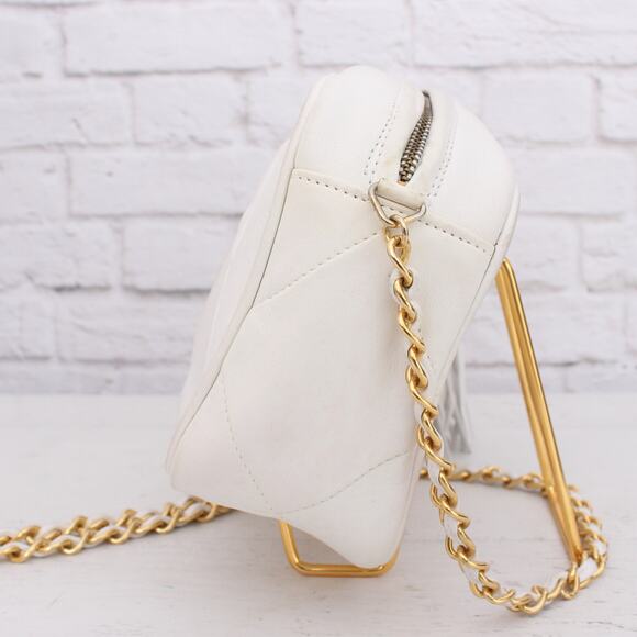 Chanel CC Camera Bag White Lambskin Leather Shoulder Crossbody Handbag A4050 - Picture 9 of 11